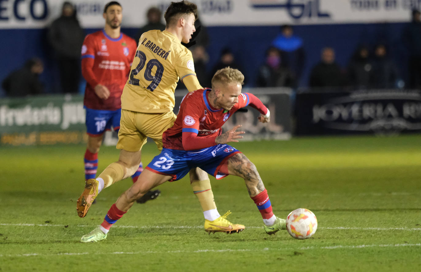 Fotos: El Calahorra cae ante el Barcelona B