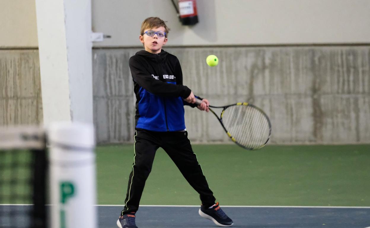 Imagen de un partido de tenis de la pasada campaña. 