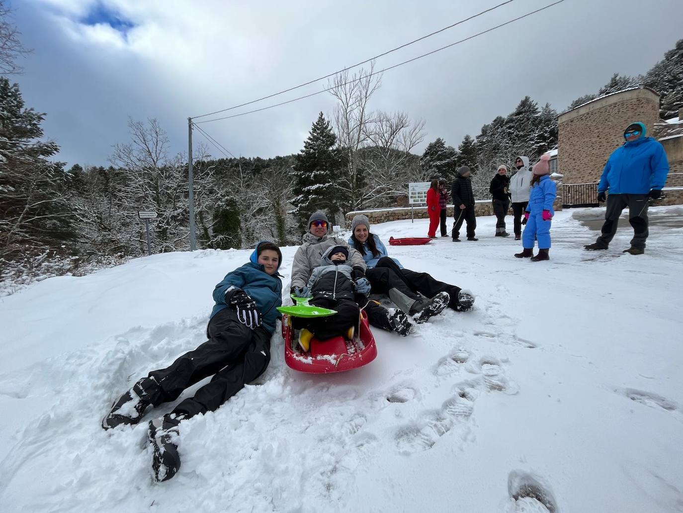 Fotos: Nieve en Ortigosa y El Rasillo