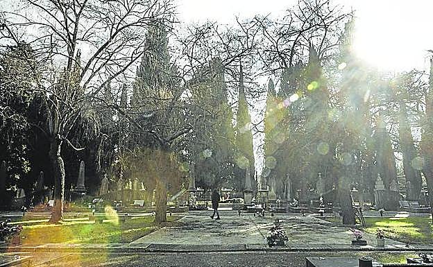 Lugar de enterramiento donde se colocará el monumento. 