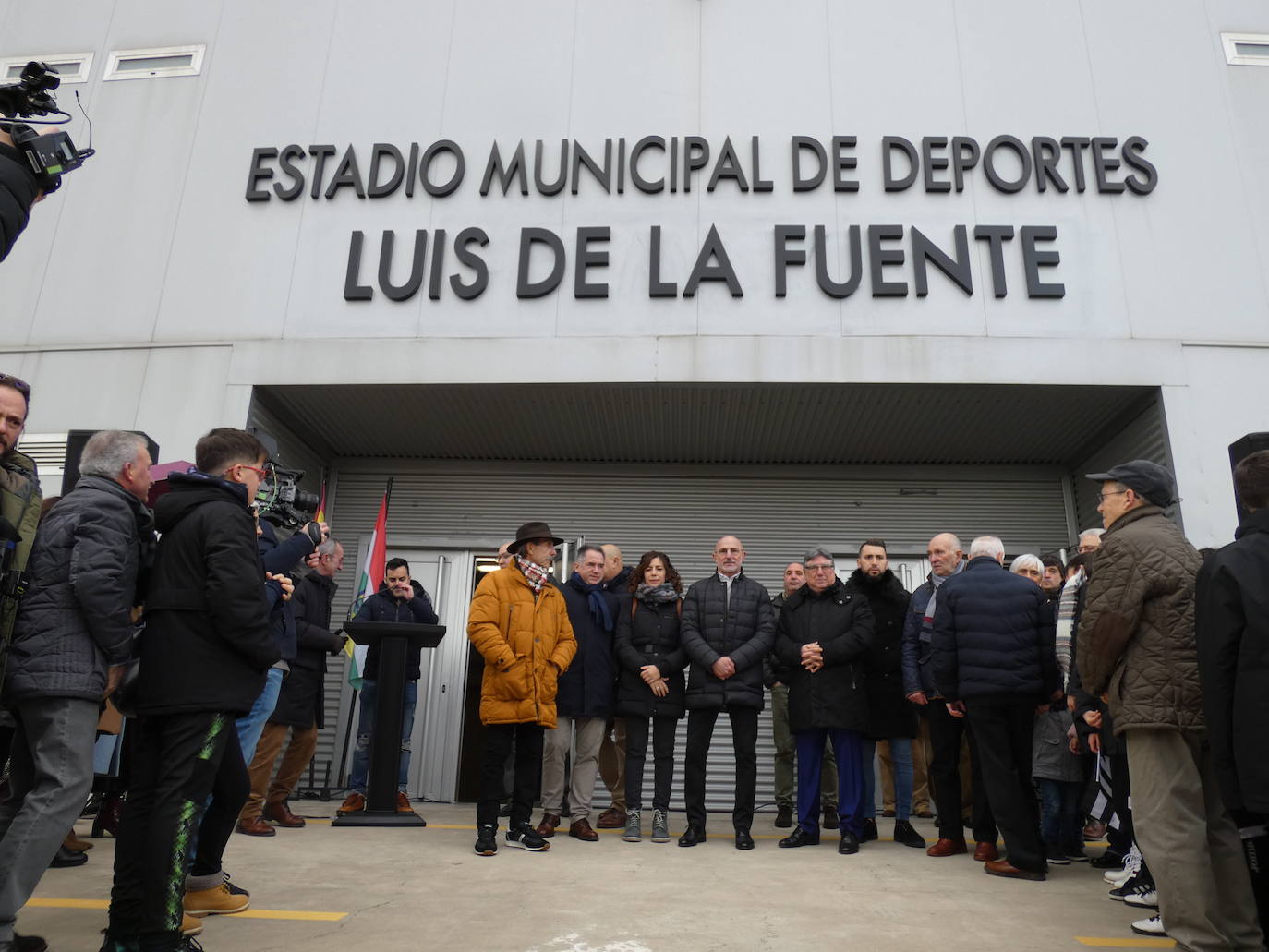 Fotos: Haro rinde un especial homenaje a su jarrero ilustre, otorgándole su nombre al campo municipal