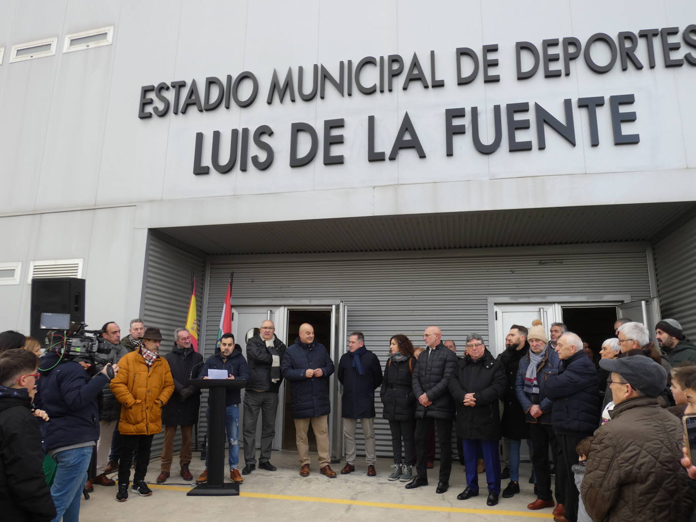 Fotos: Haro rinde un especial homenaje a su jarrero ilustre, otorgándole su nombre al campo municipal