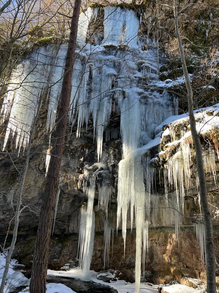 Fotos: Las bellas estampas que dejan el hielo y la nieve en Puente Ra