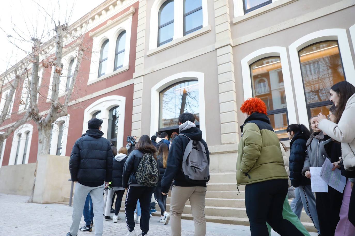 Fotos: El Sagasta recobra la vida: estudiantes y docentes estrenan el nuevo instituto