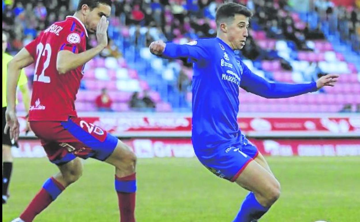 Davo Fernández debutó el domingo en Los Pajaritos. 