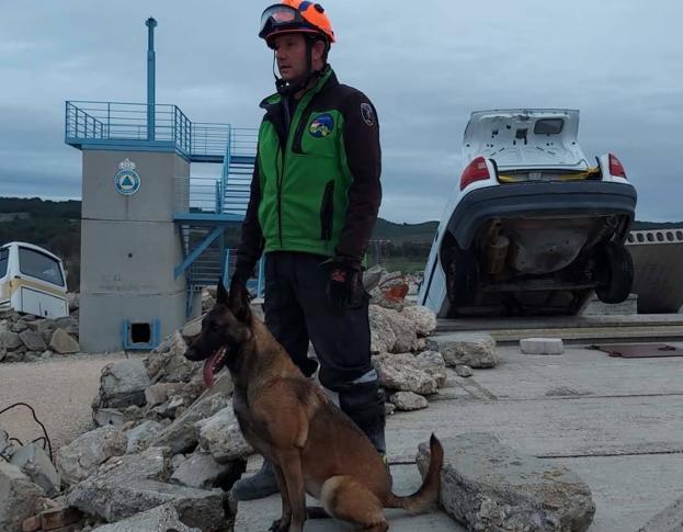 Caparroso y Argui, en un ejercicio de adiestramiento. 