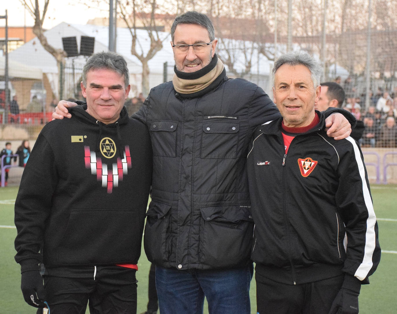 Fotos: El partido benéfico entre veteranos del Real Madrid y el Logroñés en Villamediana