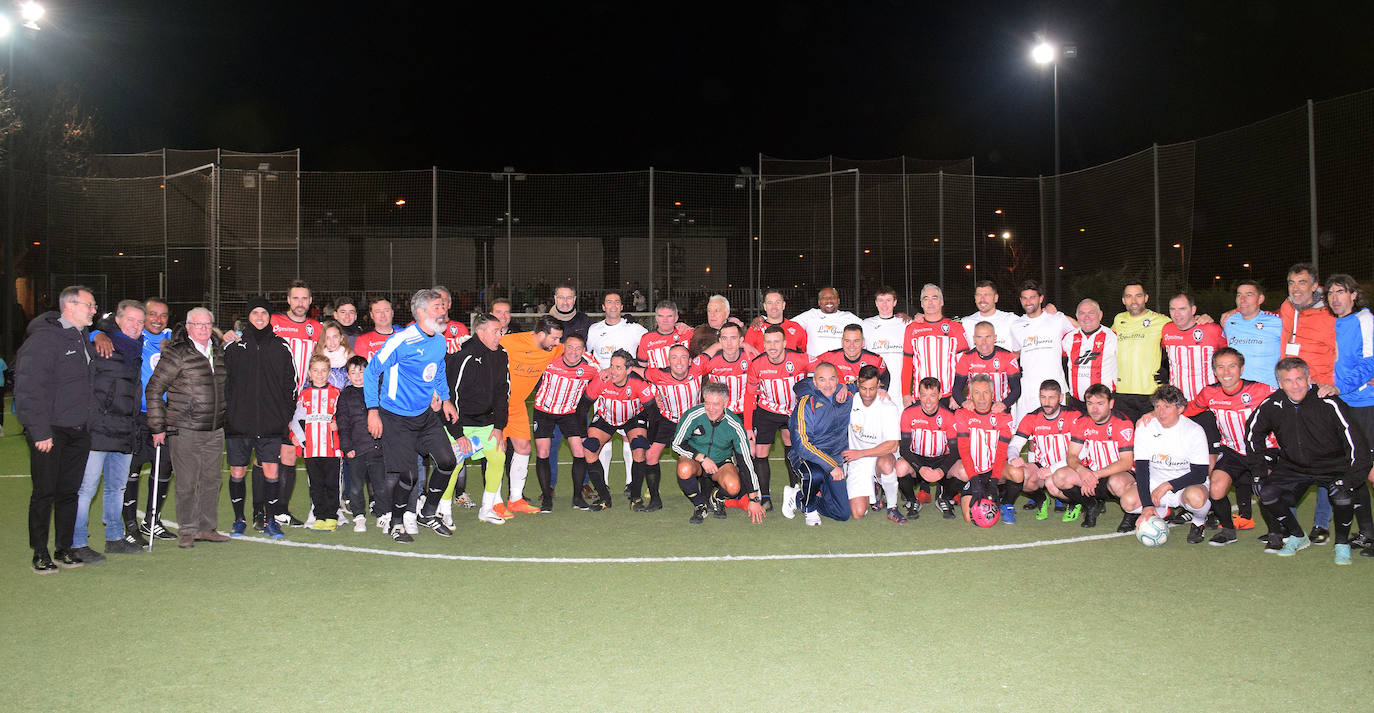 Fotos: El partido benéfico entre veteranos del Real Madrid y el Logroñés en Villamediana