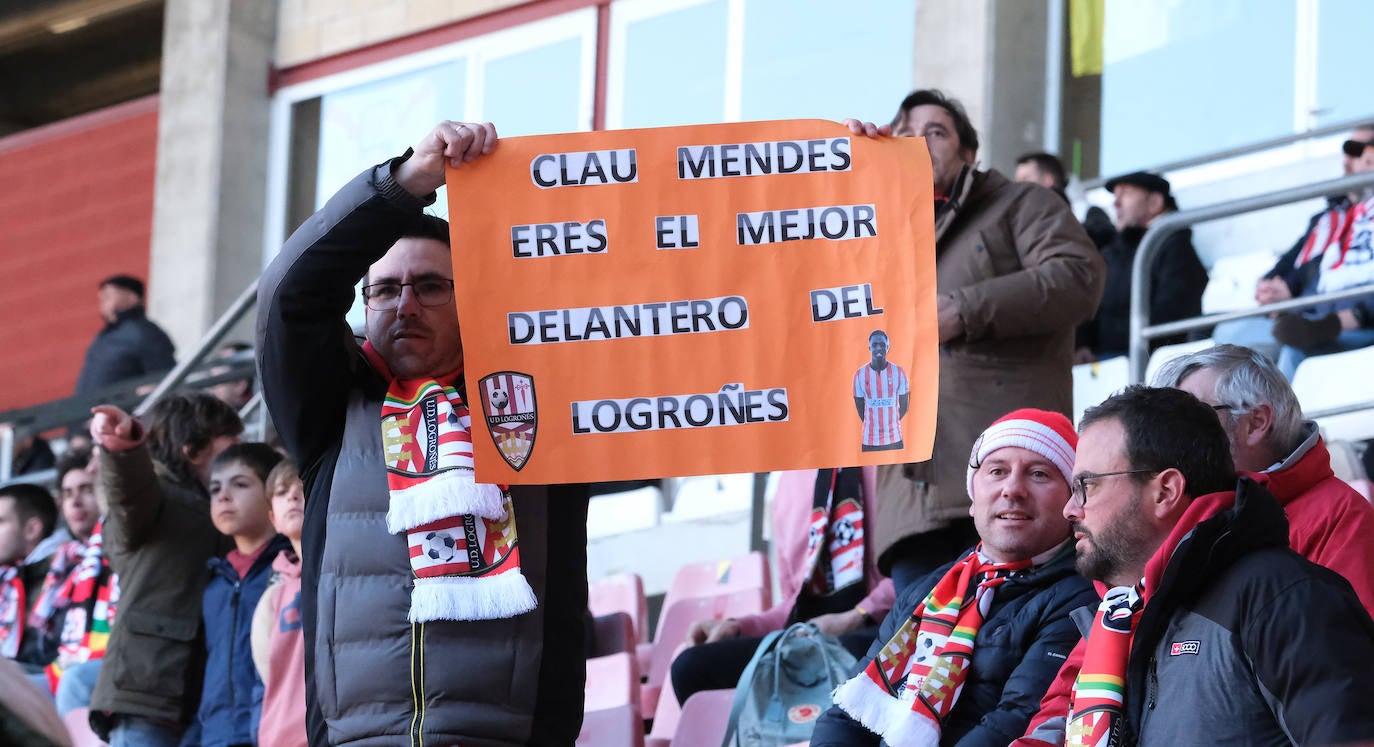 Fotos: El ambiente en la grada de Las Gaunas en el derbi SDL-UDL