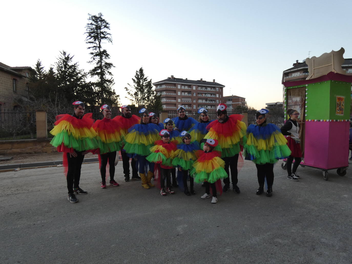 Fotos: Treinta grupos llenaron de color las calles de Haro