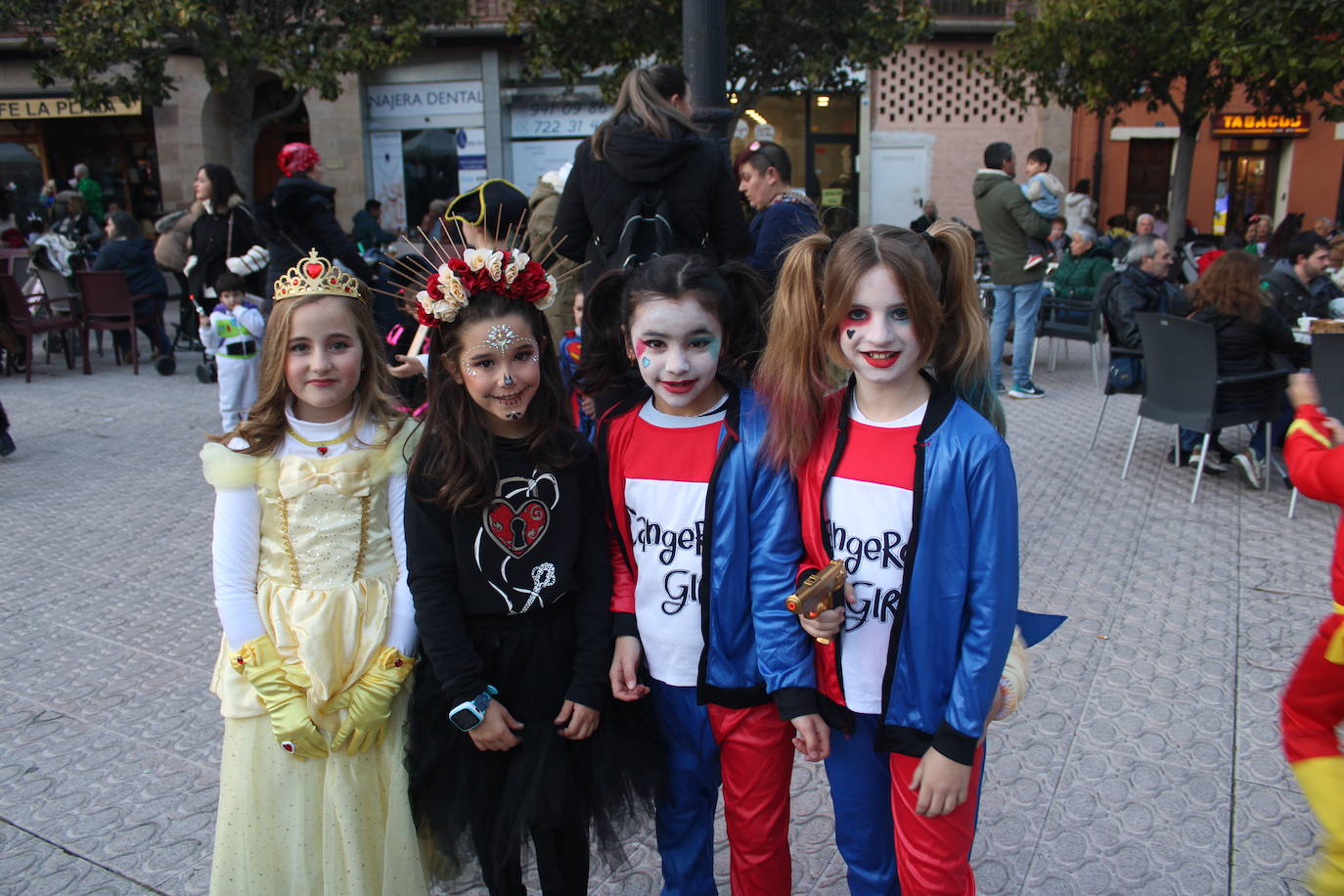 Fotos: Mayores y pequeños disfrtan en Nájera del Carnaval