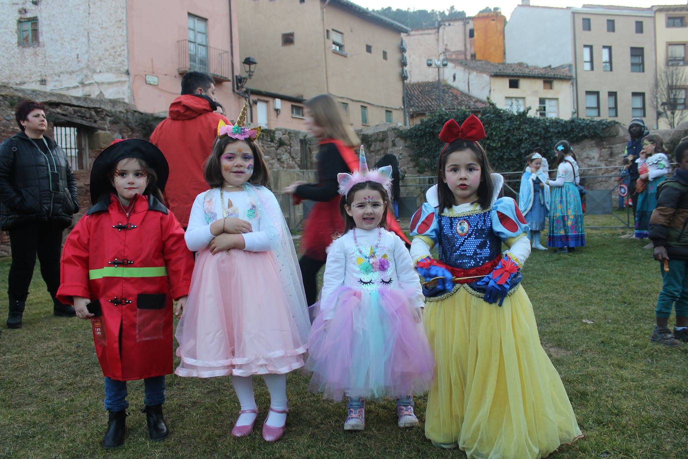 Fotos: Mayores y pequeños disfrtan en Nájera del Carnaval