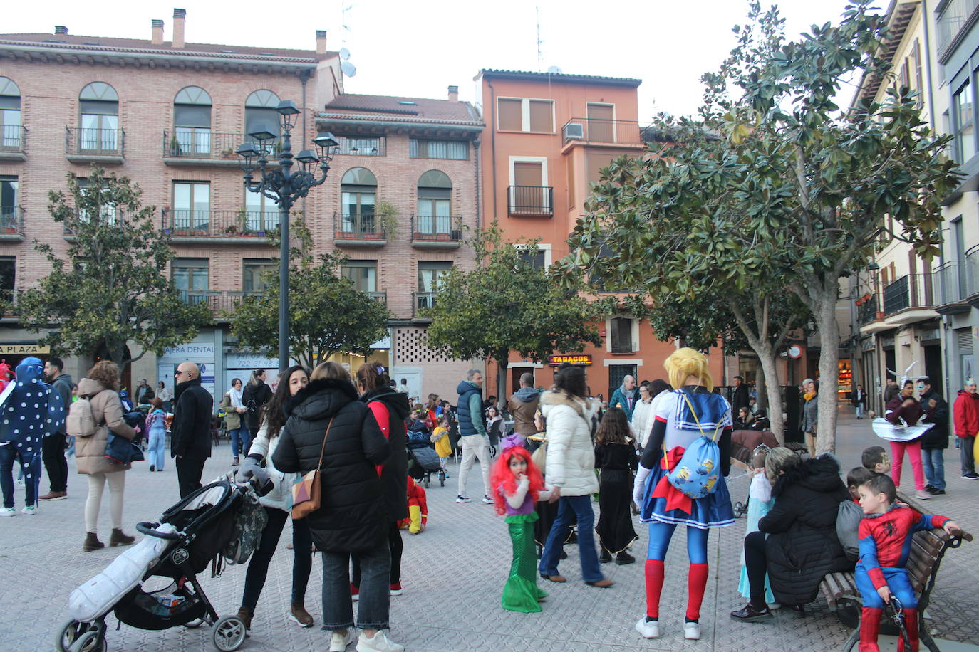 Fotos: Mayores y pequeños disfrtan en Nájera del Carnaval