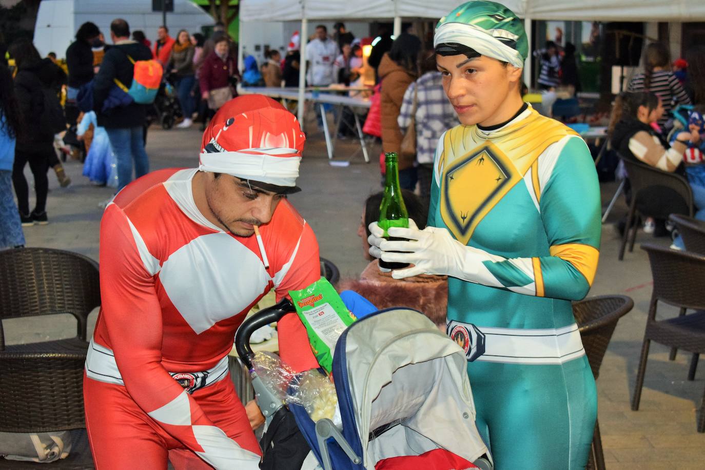 Fotos: Talleres y degustaciones entre disfraces en Villamediana