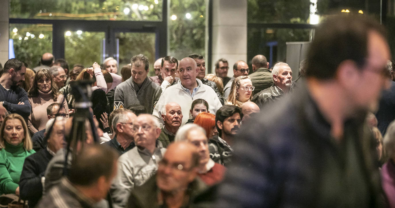 Fotos: Bretón presenta Por La Rioja