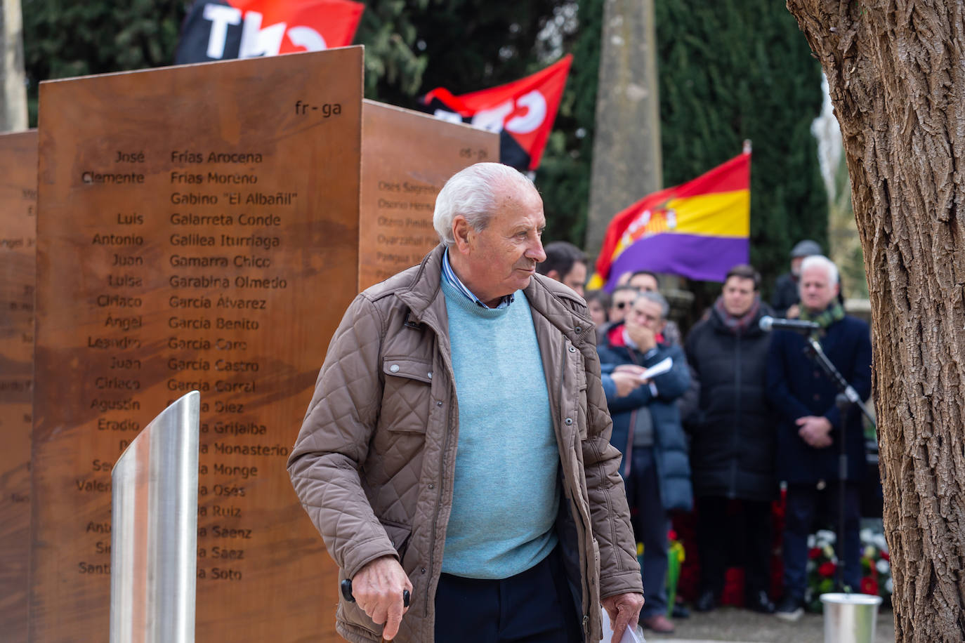 Fotos: Inauguración del memorial a los fusilados por el franquismo en Logroño