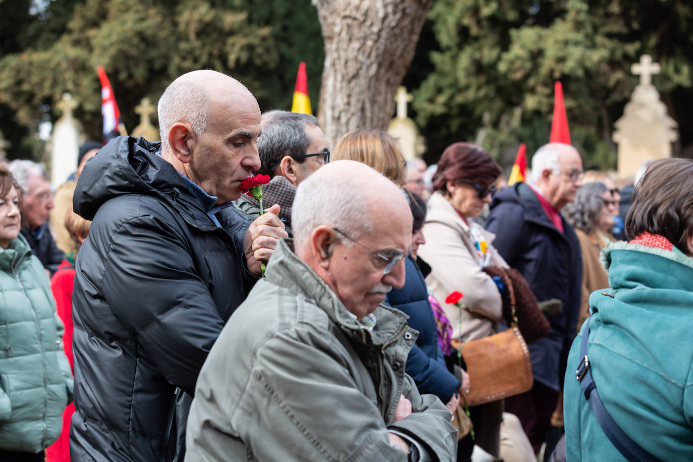 Fotos: Inauguración del memorial a los fusilados por el franquismo en Logroño