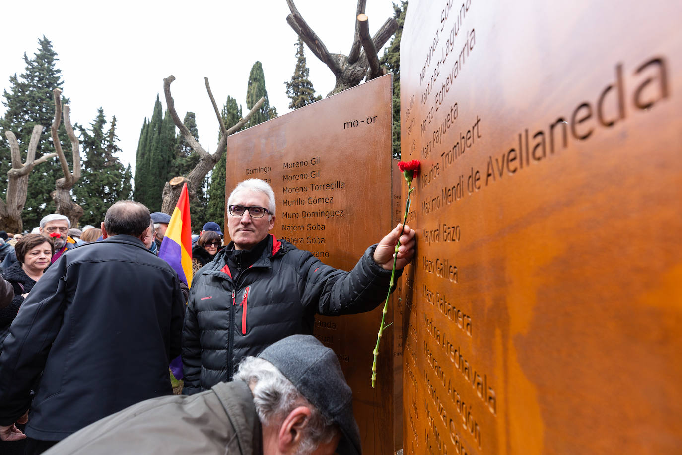 Fotos: Inauguración del memorial a los fusilados por el franquismo en Logroño