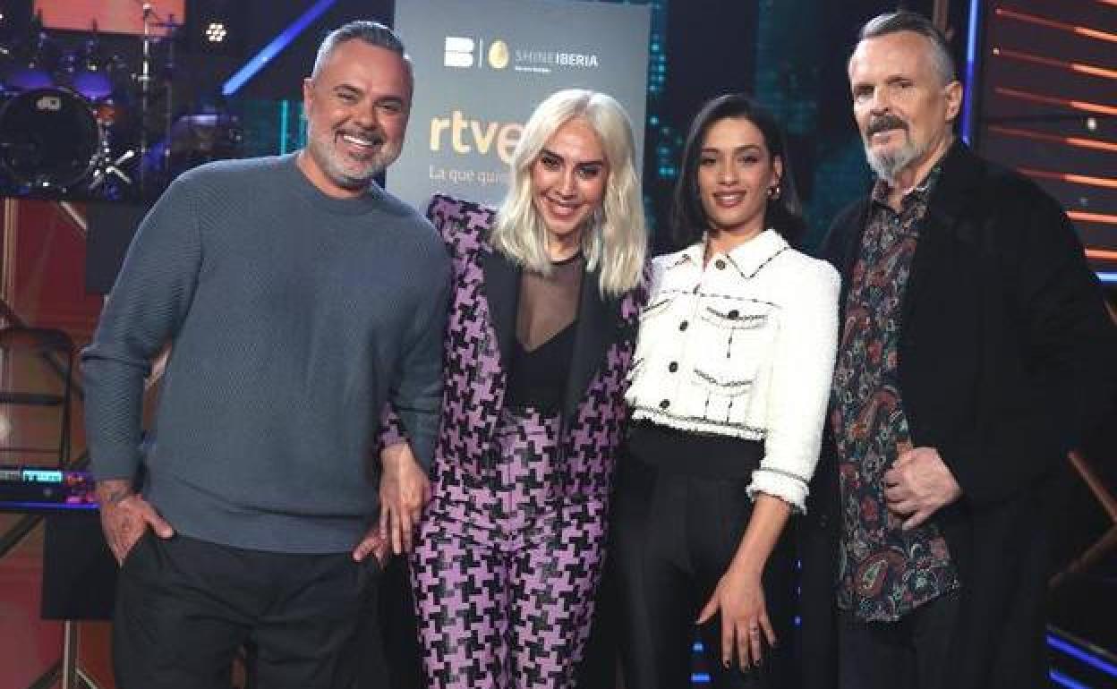 Juan Magán, Mónica Naranjo, Chanel y Miguel Bosé, los cuatro integrantes del jurado de 'Cover Night'.