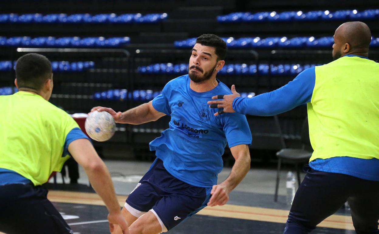 Luciano, en su primer entrenamiento este jueves en Logroño. 