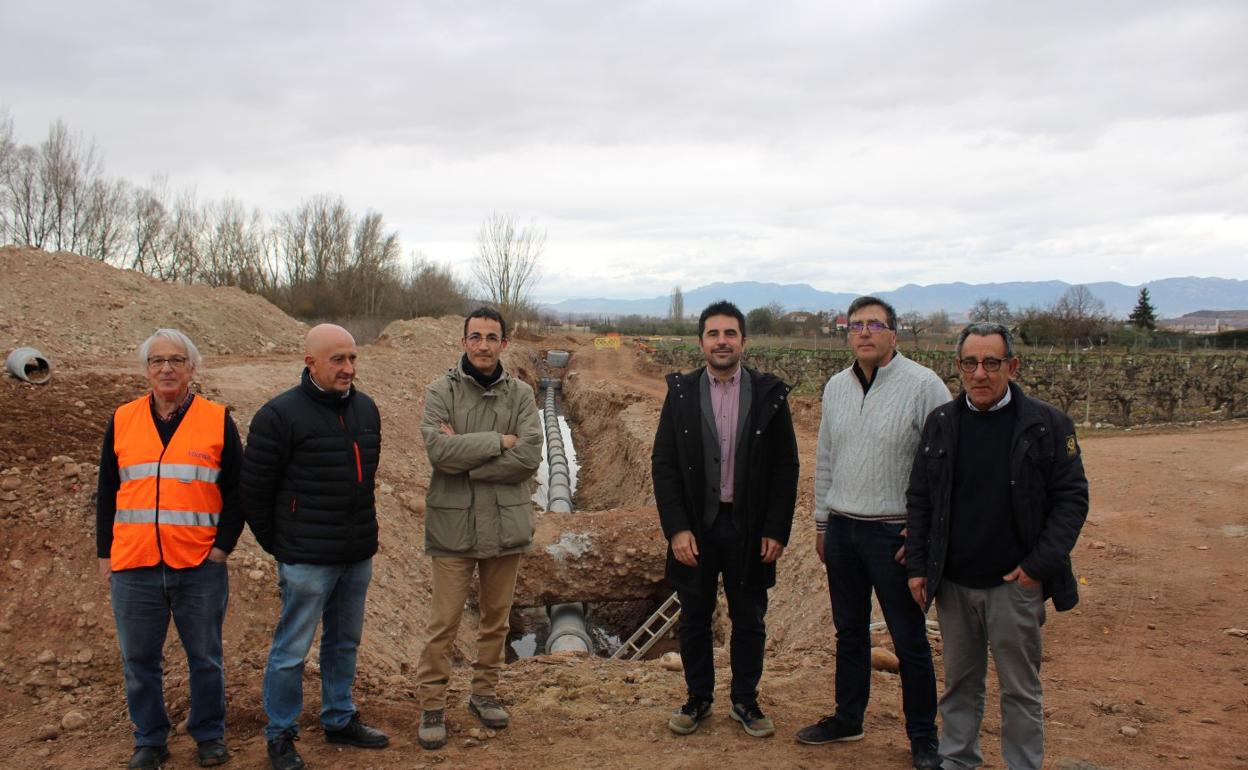 José Ramón Andrés, Juanjo Gil Barco, Rubén Esteban, Álex Dorado, Ernesto Fernández y Luis María Melón visitaron ayer las obras. 