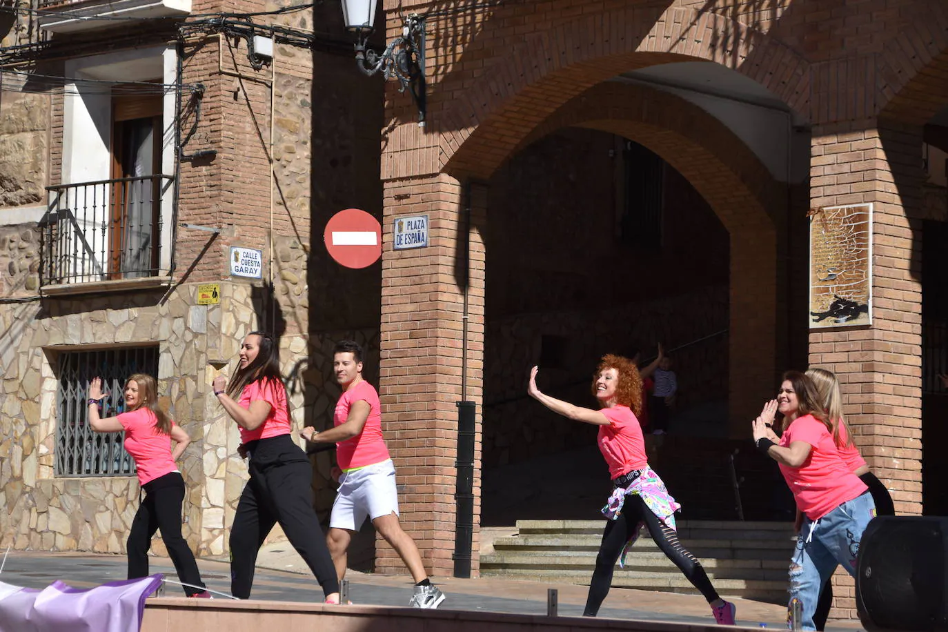 Fotos: Quel recupera la carrera de la mujer