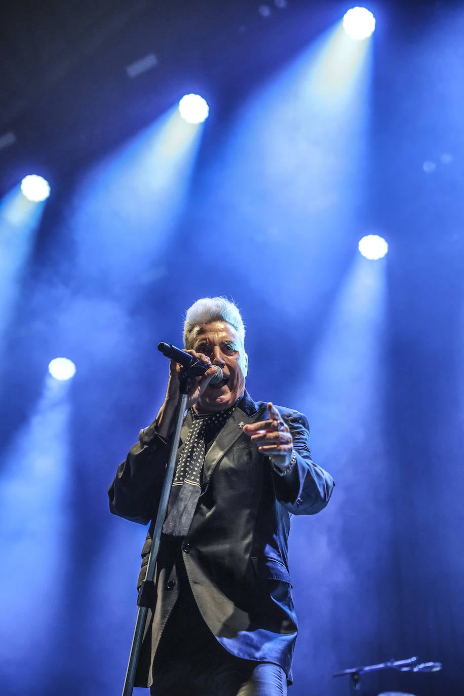 La actuación de Loquillo, en imágenes