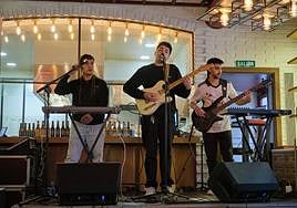 Actuación en Wine Fandango de Las Sanguijuelas del Guadiana.