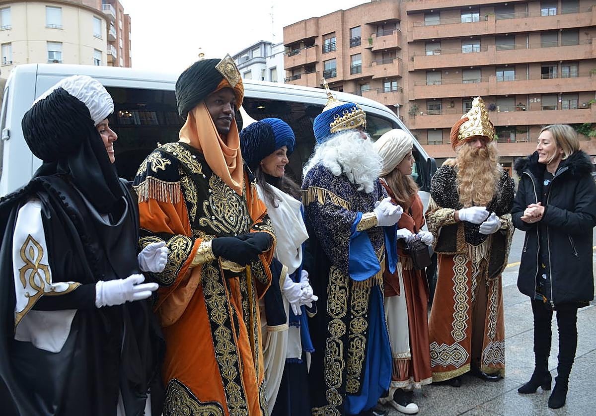 Los Reyes reciben a los niños de Calahorra