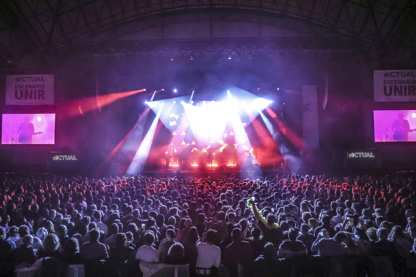 Imágenes de la cuarta noche de conciertos