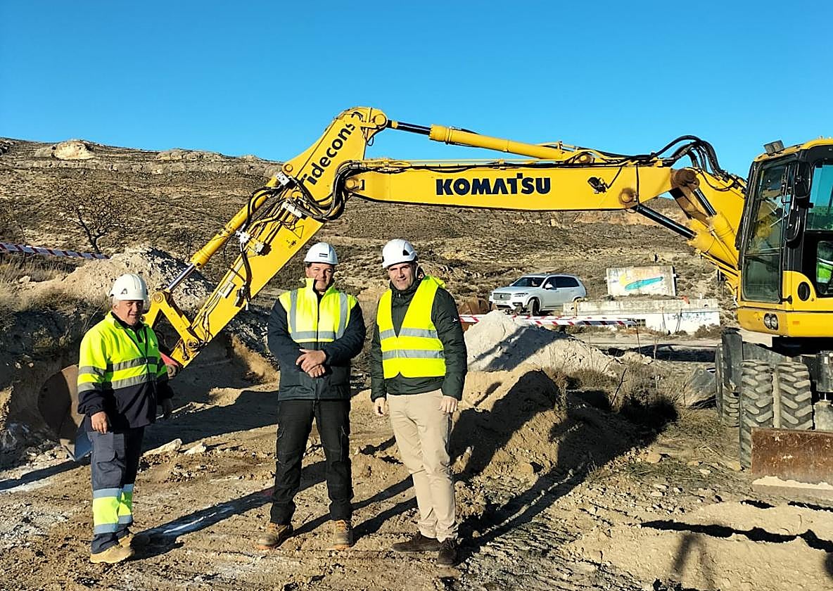 El alcalde, Álvaro Forcada, visitó el martes las obras.