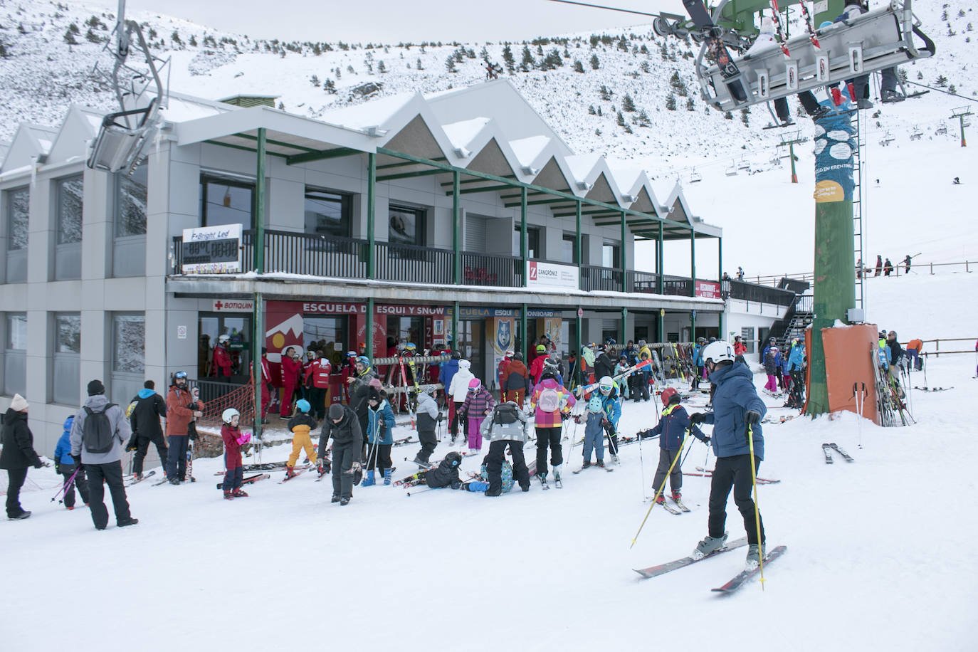 Valdezcaray se llena de esquiadores