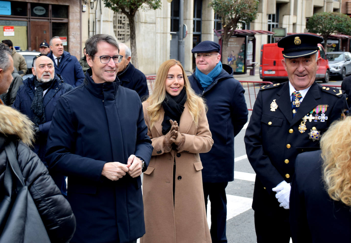 Izado solemne de la bandera en el 200 aniversario de la Policía Nacional