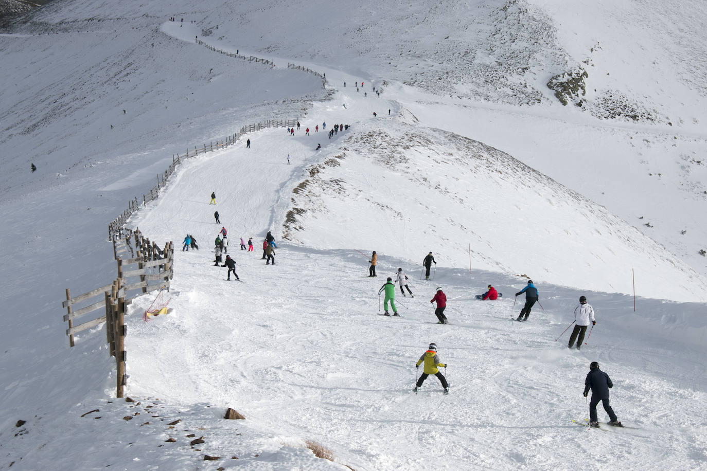 Valdezcaray se llena de esquiadores