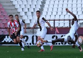 El Tarazona ha superado a la SD Logroñés en la tabla.