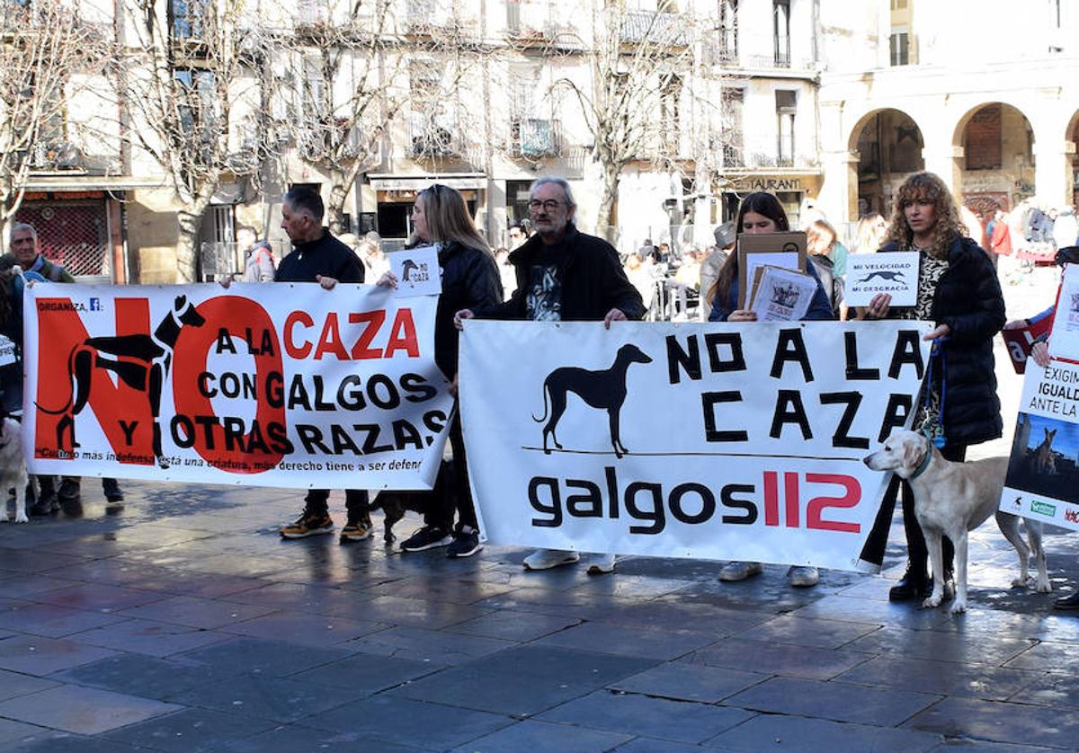 Animalistas riojanos piden el fin de la caza