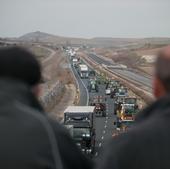 Cientos de tractores protestan por toda La Rioja y causan bloqueos y retenciones