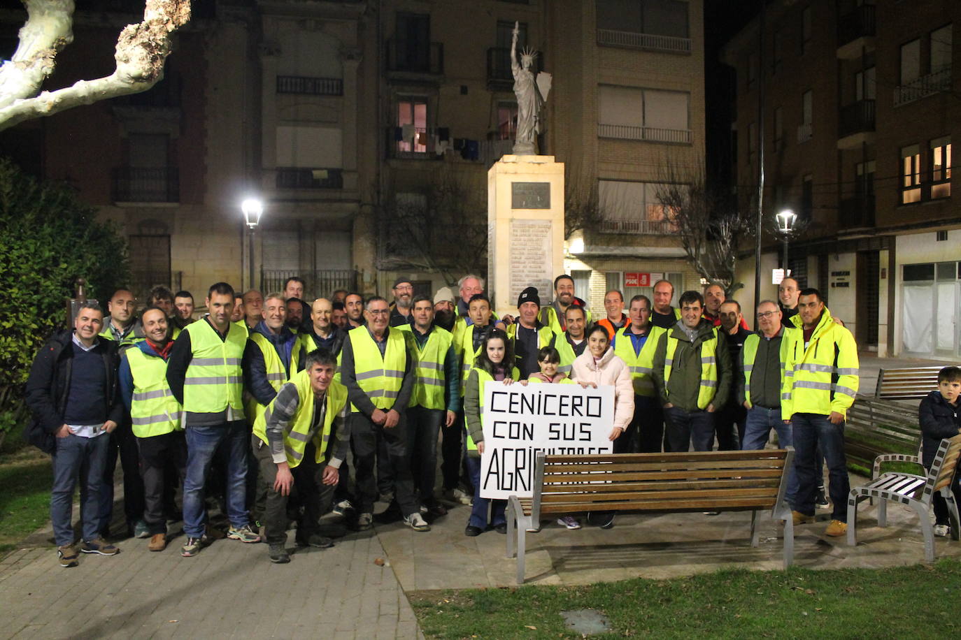 Cenicero se vuelca con sus agricultores