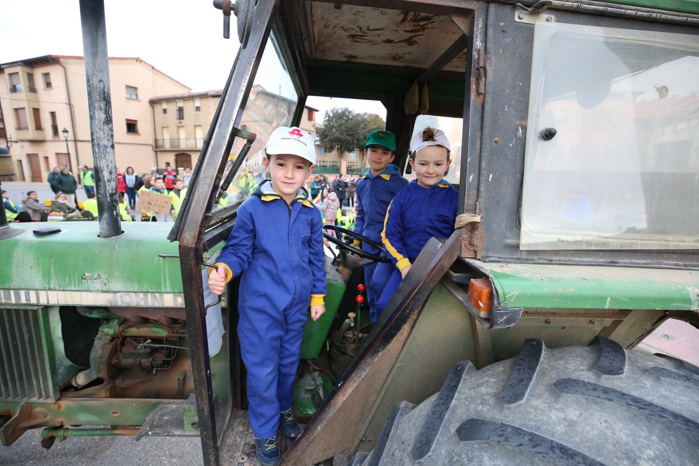 Al colegio, en tractor