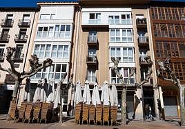 Bretón de los Herreros, con las terrazas recogidas, en una imagen de archivo durante la pandemia.