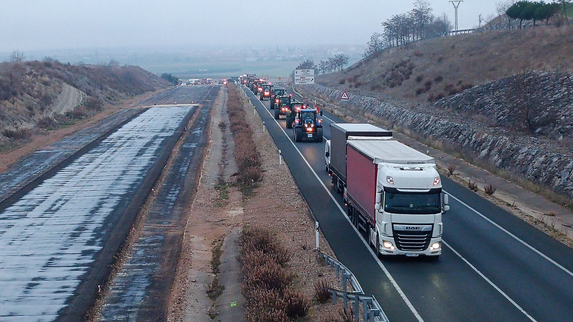 Las imágenes de la protesta agraria en La Rioja este viernes