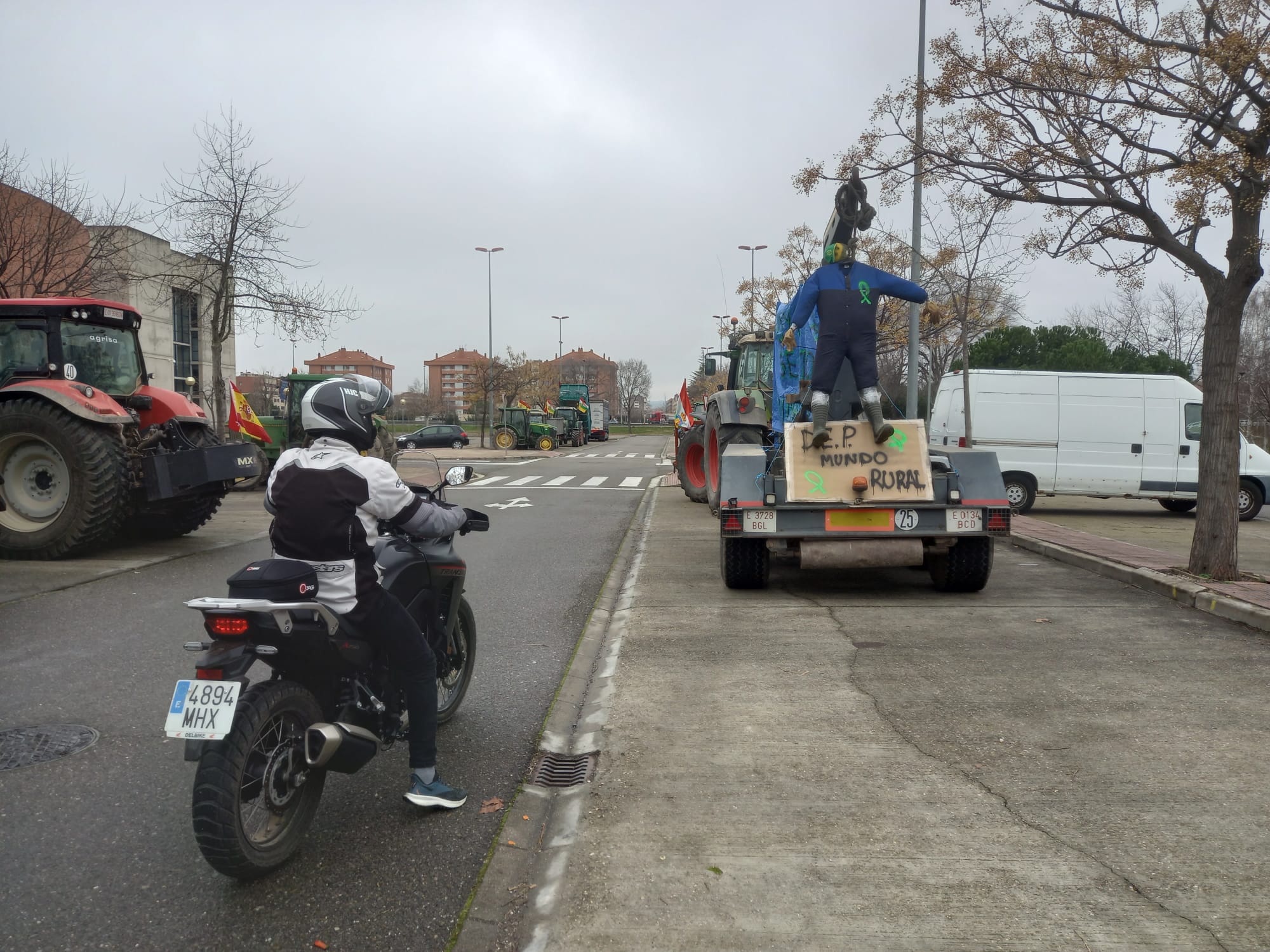 Las imágenes de la protesta agraria en La Rioja este viernes