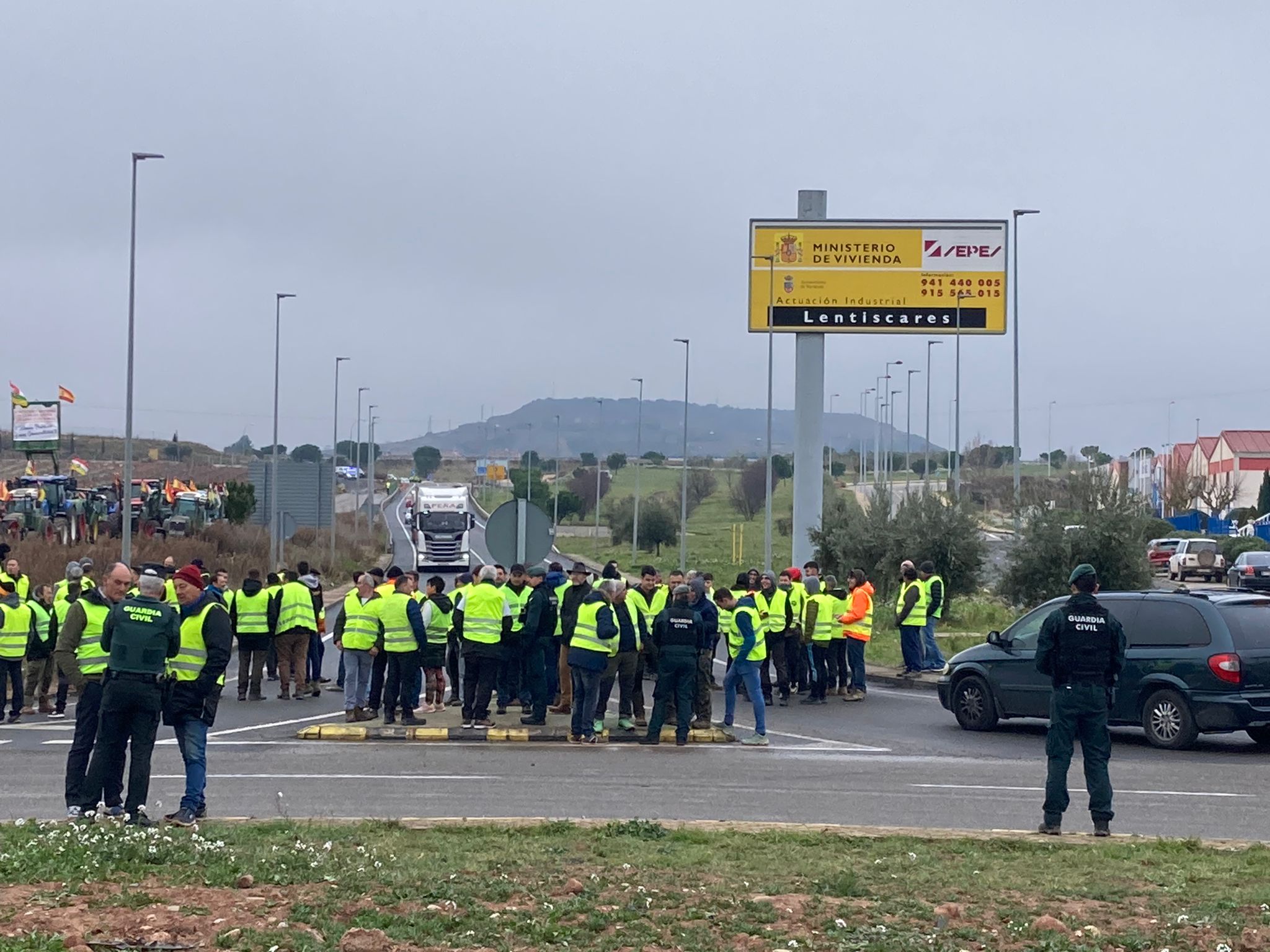 Las imágenes de la protesta agraria en La Rioja este viernes