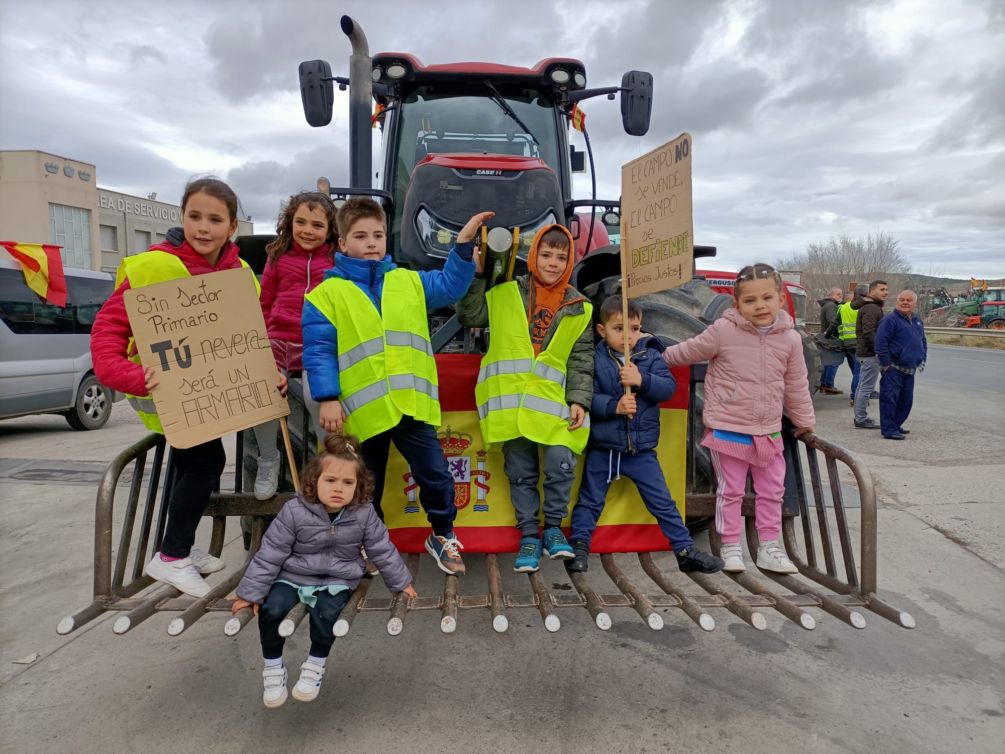 Las imágenes de la protesta agraria en La Rioja este viernes