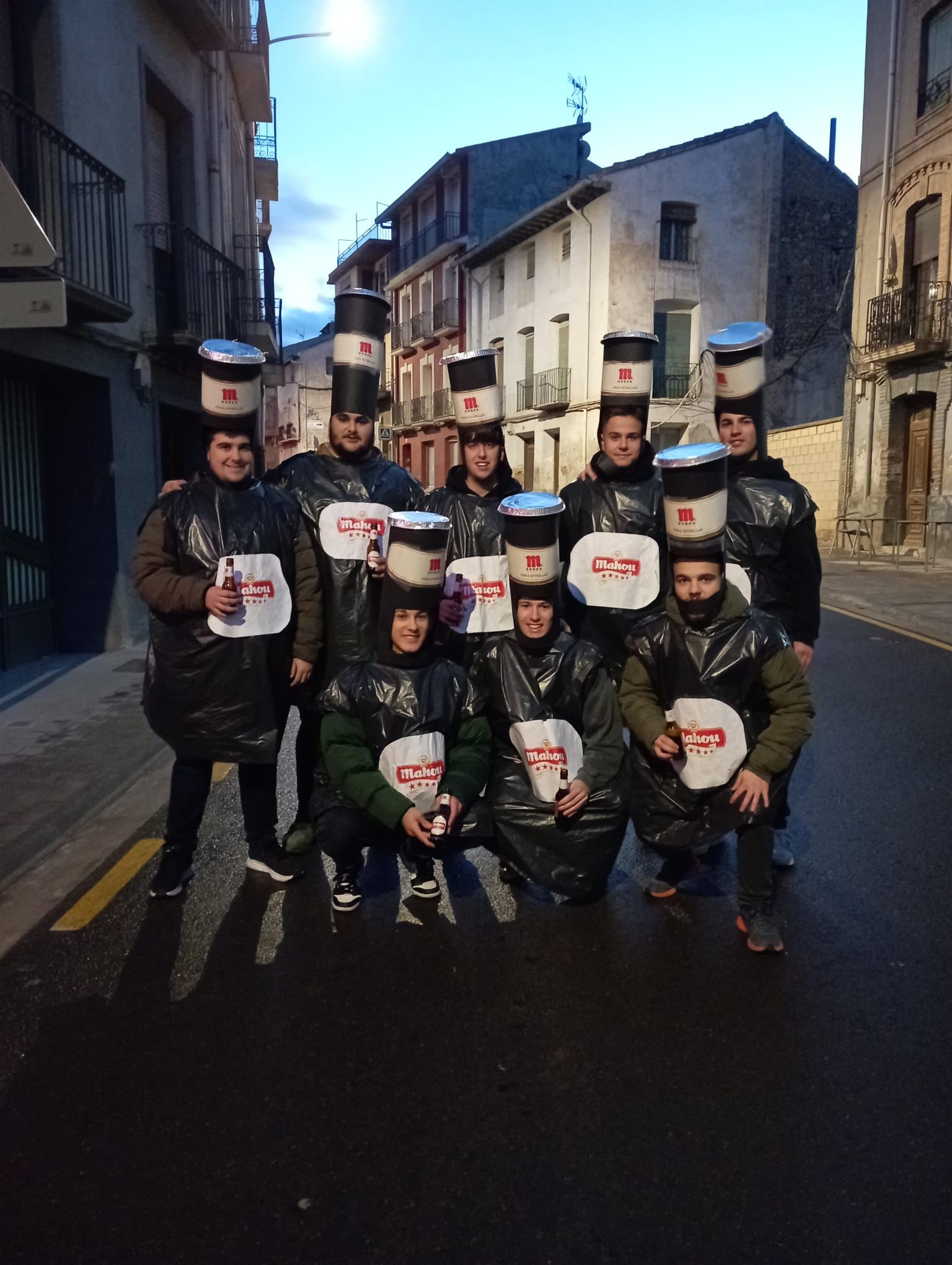 Los disfraces en las calles de Cervera