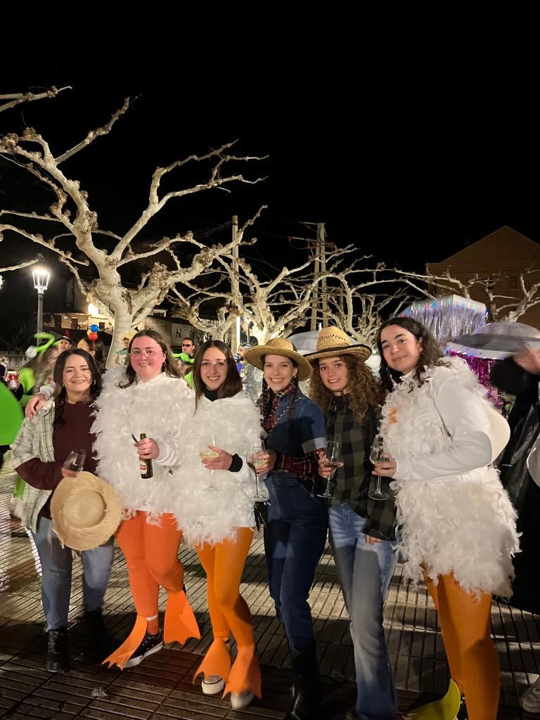 Los disfraces en las calles de Cervera