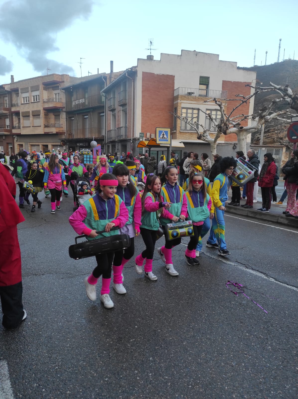 Los disfraces en las calles de Cervera