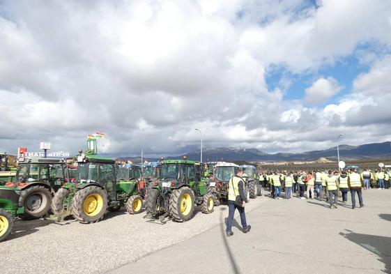 Las imágenes de la tractorada en Briones