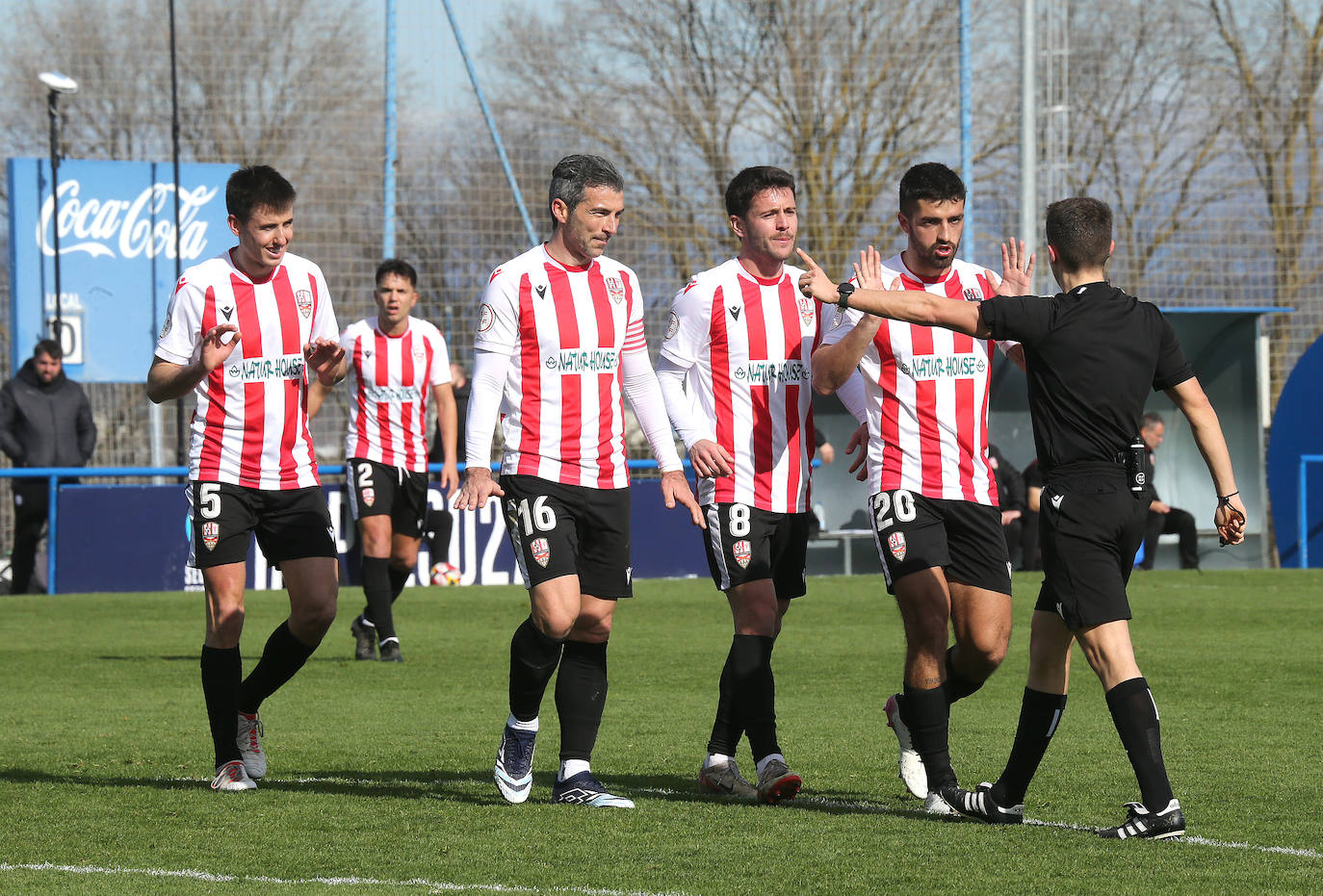 Las imágenes del partido de la UDL en Vitoria