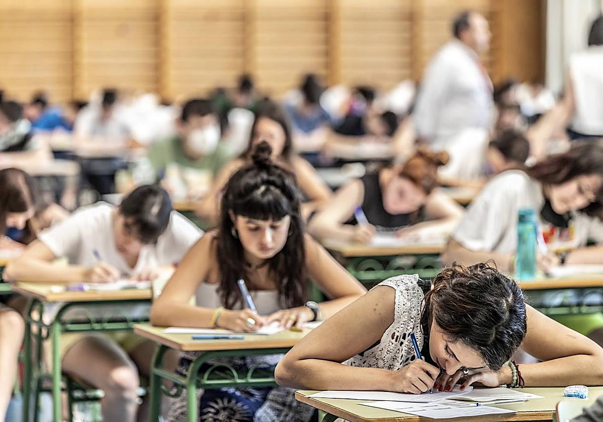 Examen de la EBAU 2023.